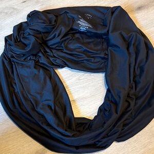 Beyond Yoga Classic Black Wrap